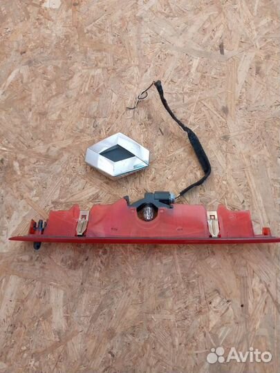 Renault clio 3. Стоп сигнал