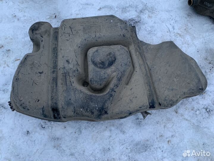 Бак топливный Toyota Avensis T250