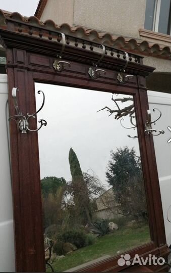 Напольная вешалка