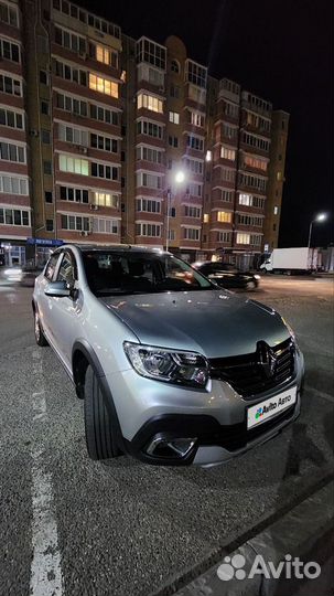 Renault Logan Stepway 1.6 AT, 2021, 39 700 км