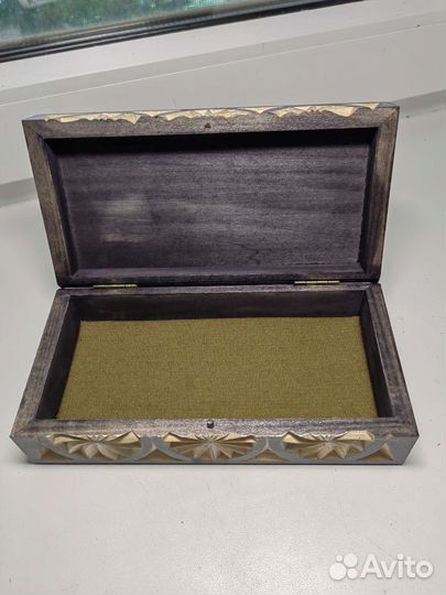 Купюрница резная