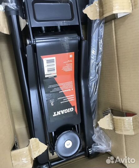 Гидравлический подкатной домкрат 3 т