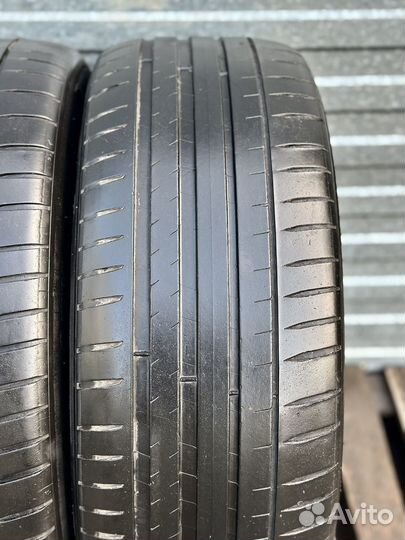Michelin Pilot Sport 4 245/45 R19 и 275/40 R19 105Y