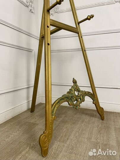 Антикварный мольберт