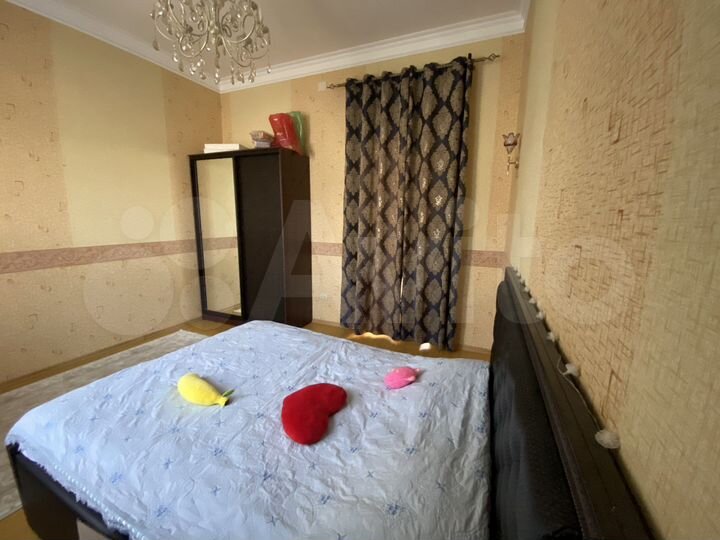 Дом 175 м² на участке 2,5 сот.