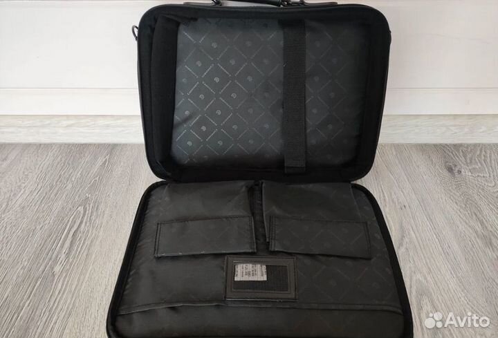 Сумка для ноутбука Continent