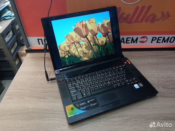 Надежный Шустрый Ноутбук Lenovo для учебы работы