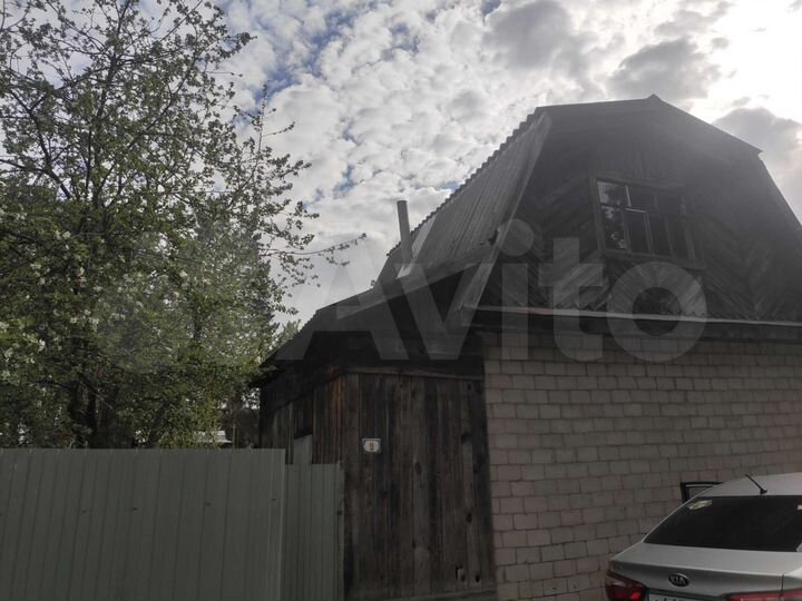 Дача 20 м² на участке 4 сот.