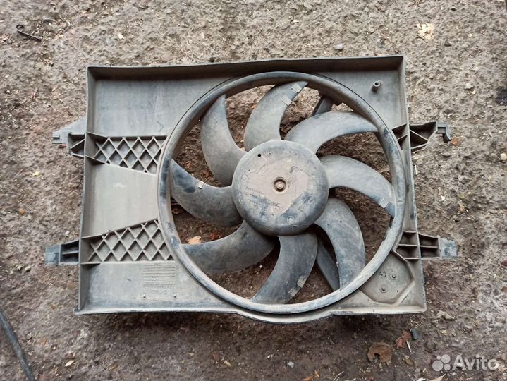 Вентилятор охлаждения радиатора Ford Fusion 1,4 fx