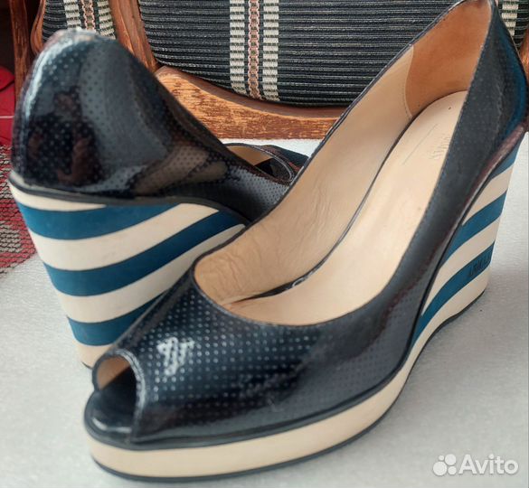 Туфли женские Armani, размер 36
