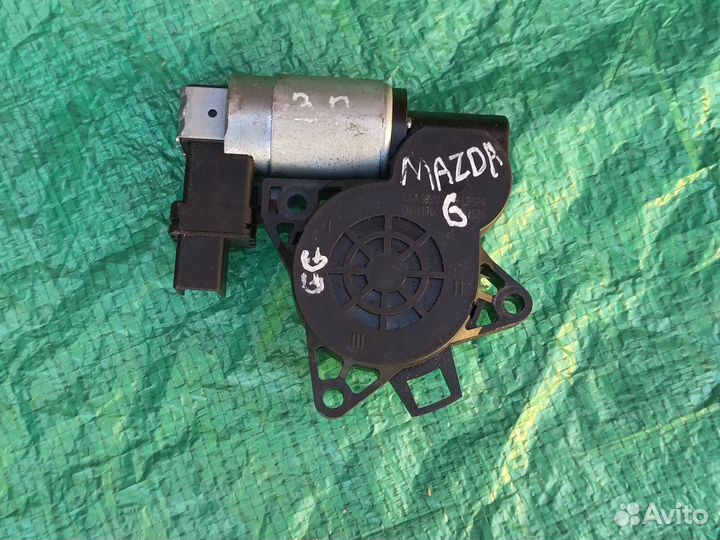 Mazda 6 GG моторчик переднего левого стеклоподъёмн