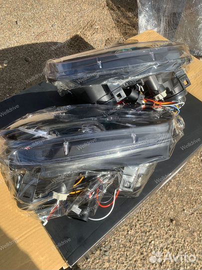 Фары передние VW Golf 4 97-03 AE галоген черные