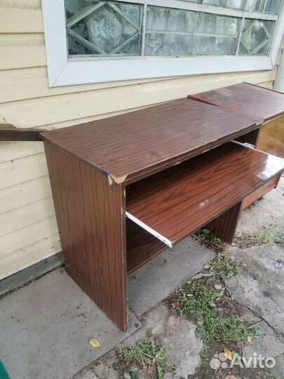 Компьютерный стол