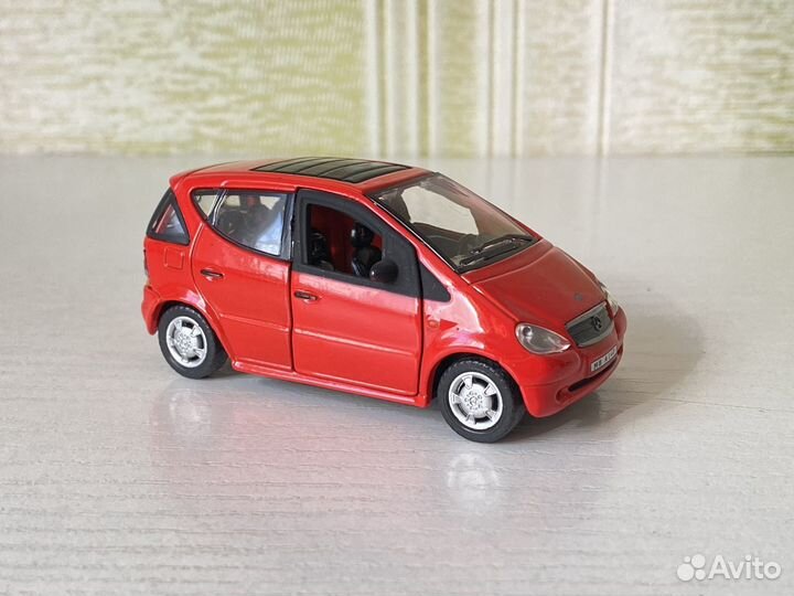 Модель Mercedes-Benz A-class 1:43