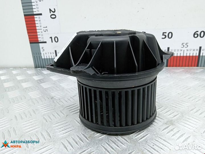 Моторчик печки Renault Scenic рест. 2001