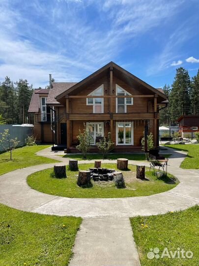 Администратор базы отдыха семейная пара