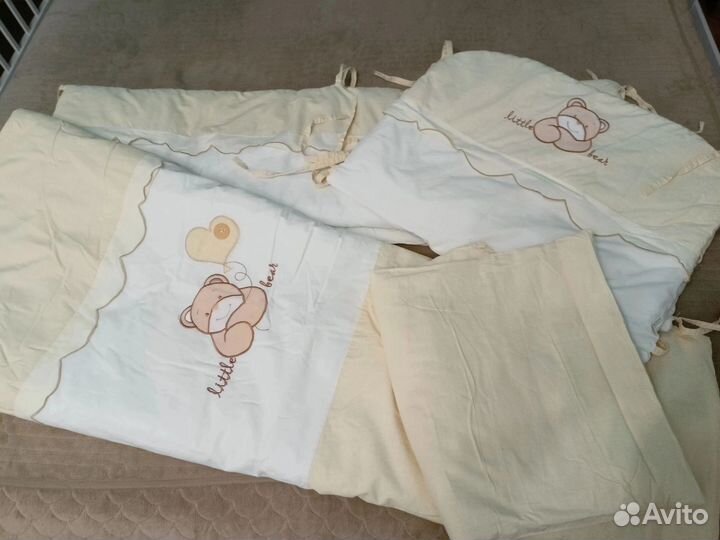 Бортики в кроватку