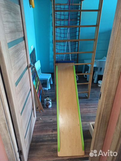 Спортивная стенка детская