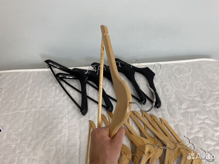 Вешалки плечики