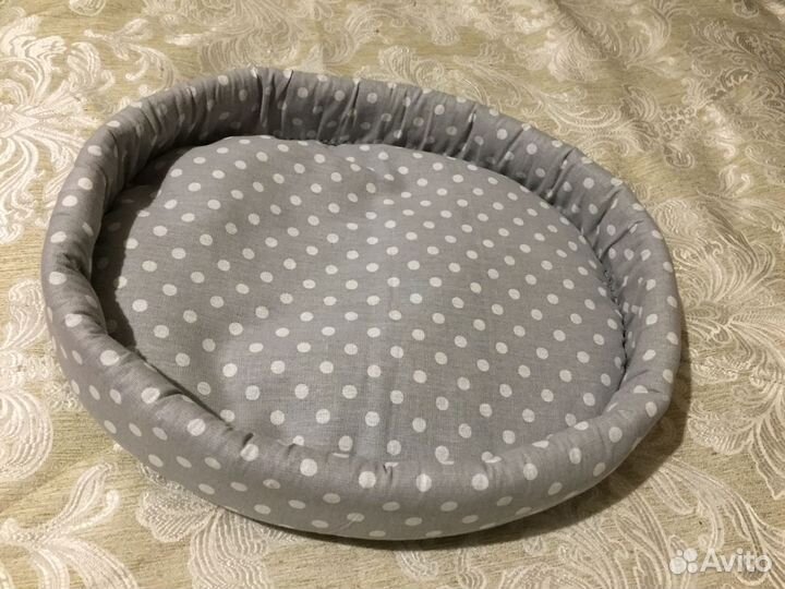 Лежанка для животных. Лежанка для кошек и собак