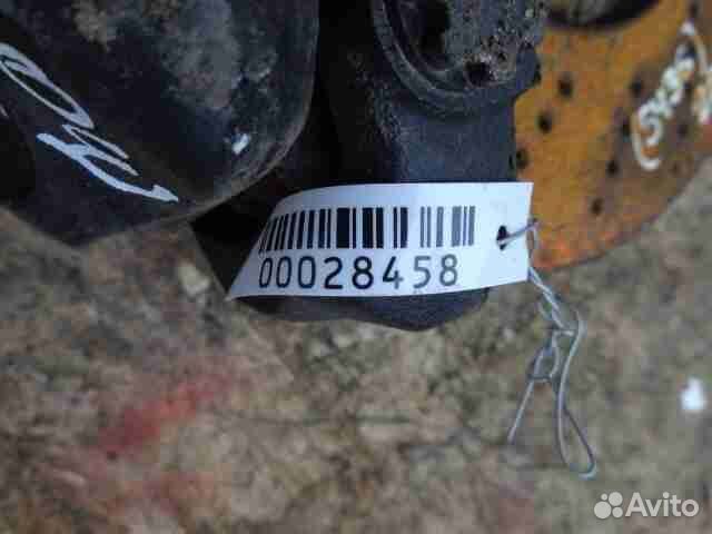 Суппорт передний левый Mercedes C-klasse W204 2044