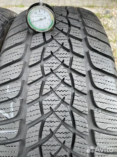 Goodyear UltraGrip Performance 2 225/55 R17