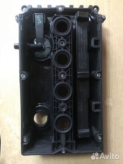 Крышка клапанная новая Opel Astra H/J Zafira Cruze