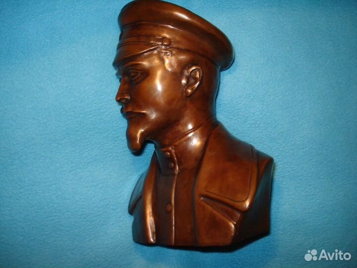 Бюст СССР Дзержинского 1984г в Кепке Бронза
