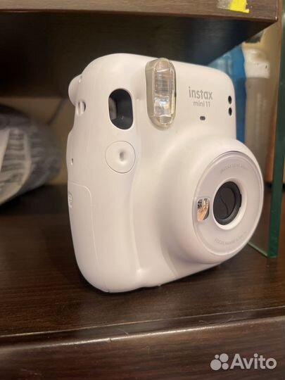 Фотоаппарат instax mini 11