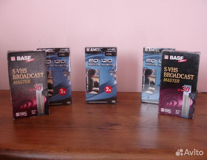 Видеокассеты