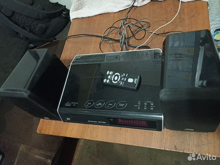 Универсальный музыкальный центр JVC CA-uxep100