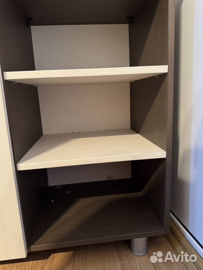 Тумба с полками