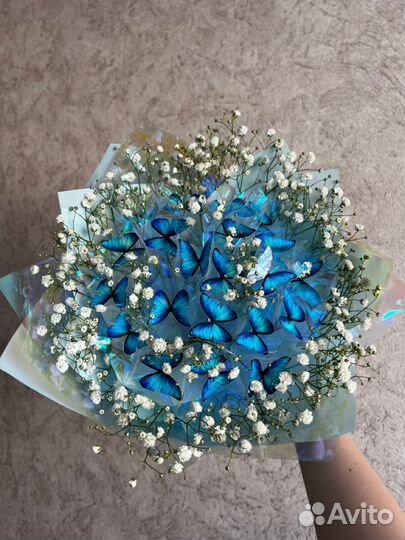 Букеты из роз/бабочек