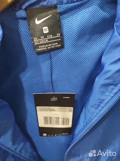 Ветровка nike