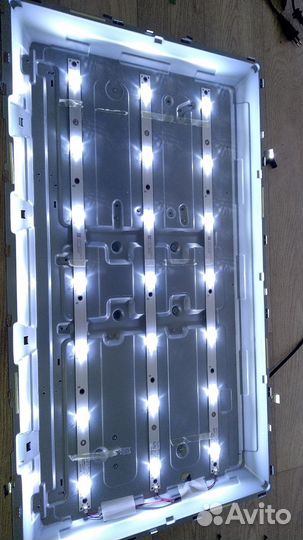 715G8524-M01-B00-004T