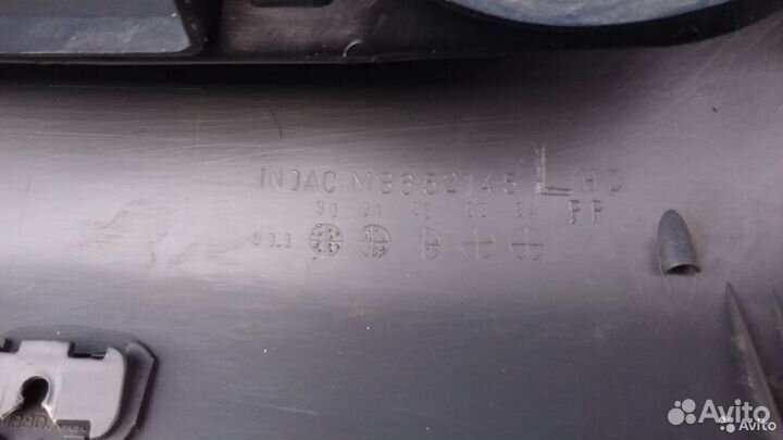 Накладка панели приборов Mitsubishi Pajero 2