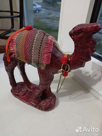 Статуэтка Верблюд