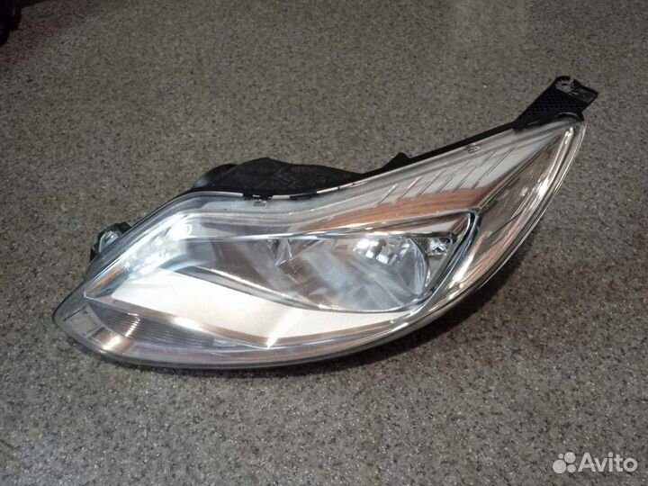 Фара передняя левая Ford Focus 3 (хром)