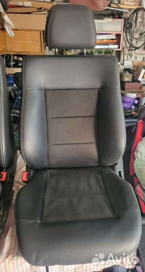 Передние сиденья Мерседес W212