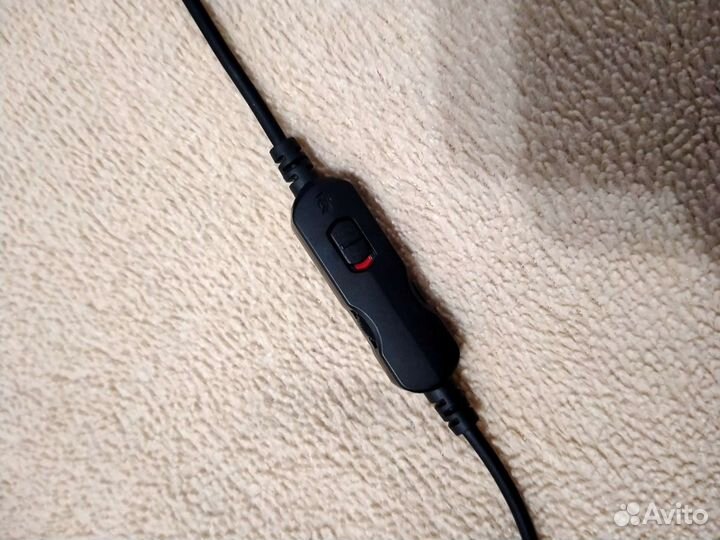 Игровые наушники HyperX