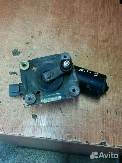 Ниссан Террано 2 Мотор переднего стеклоочистителя