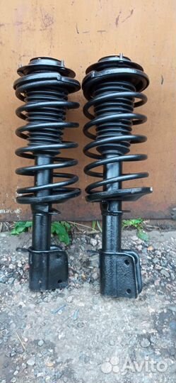 Стойки передние в сборе