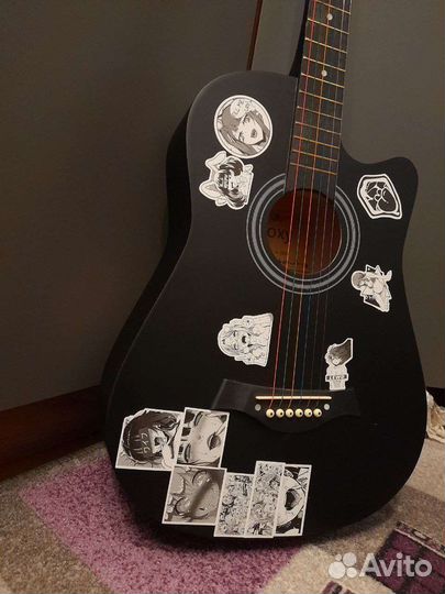 Акустическая гитара