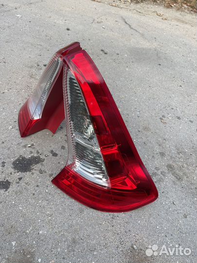 Фонарь задний citroen с4