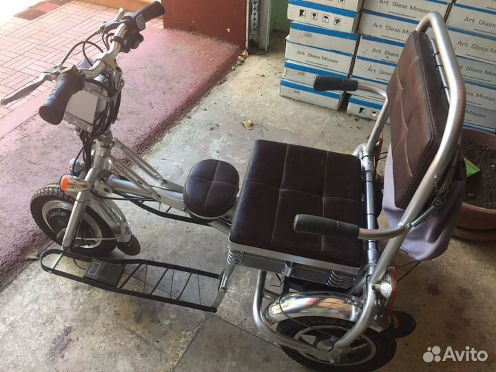 Транспортное средство для неходячих