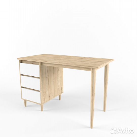 Письменный стол