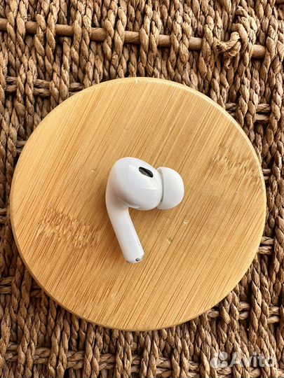 Левый наушник airpods pro 2