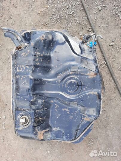 Бензобак Хонда Интегра 1994