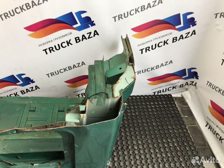 Четверть кабины левая сторона Mercedes-Benz Actros