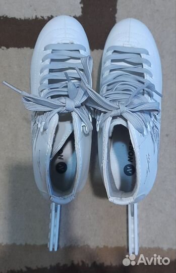 Коньки фигурные 40 размер